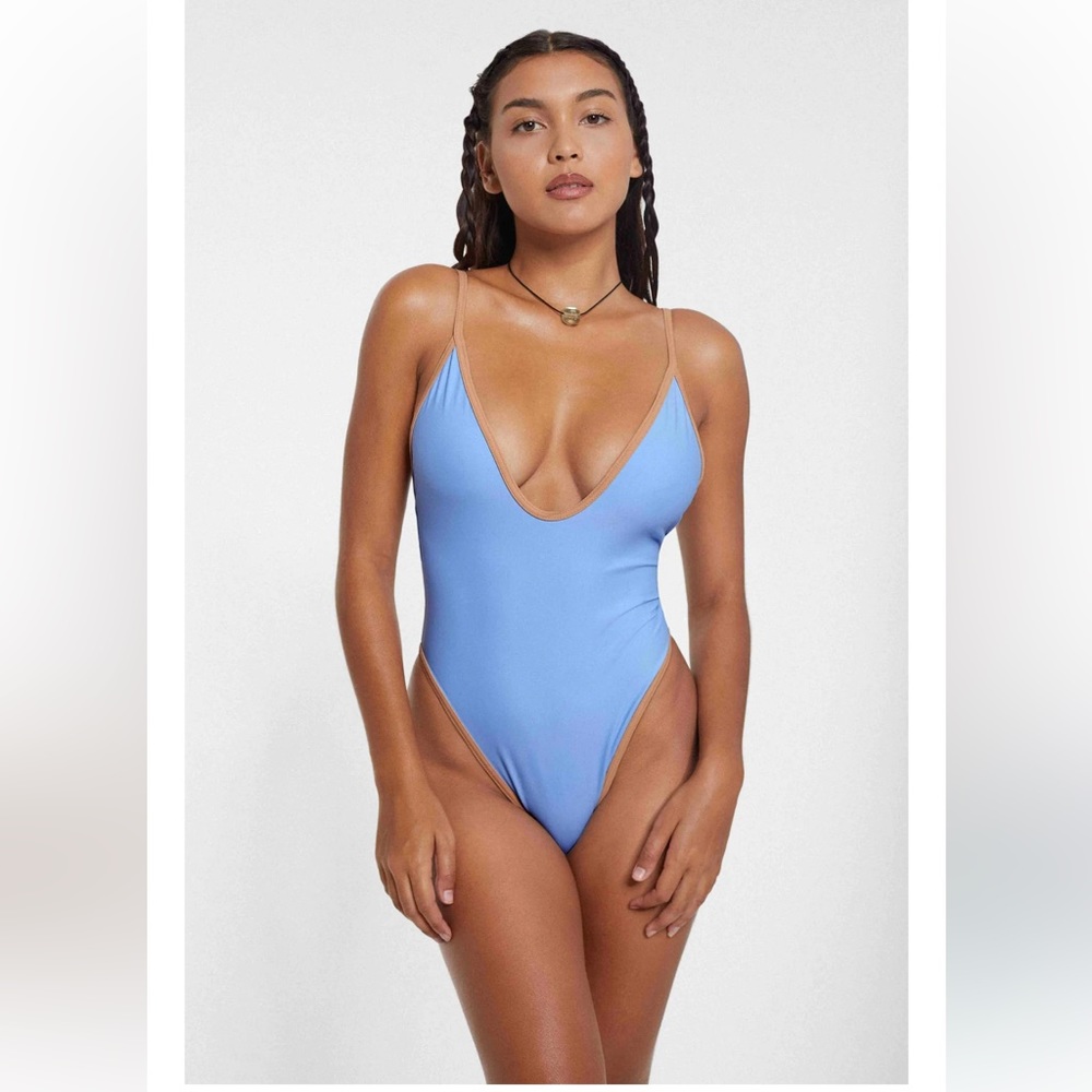 Soso Swim Original Cut Swimsuit NWT Size Small